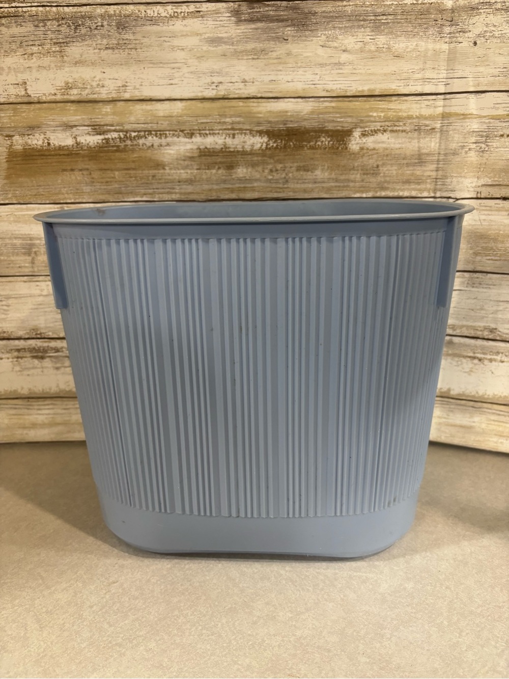 Vintage Rubbermaid Blue  ribbed oval garbage can